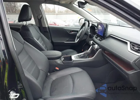 2024 Toyota Rav4 Limited from USA, damaged, VIN 2T3N1RFVXRW427592